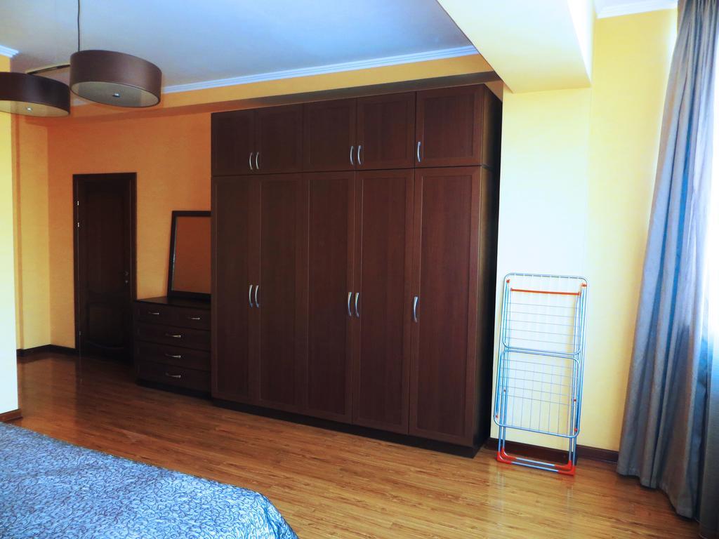 Bishkek House Apartament Экстерьер фото