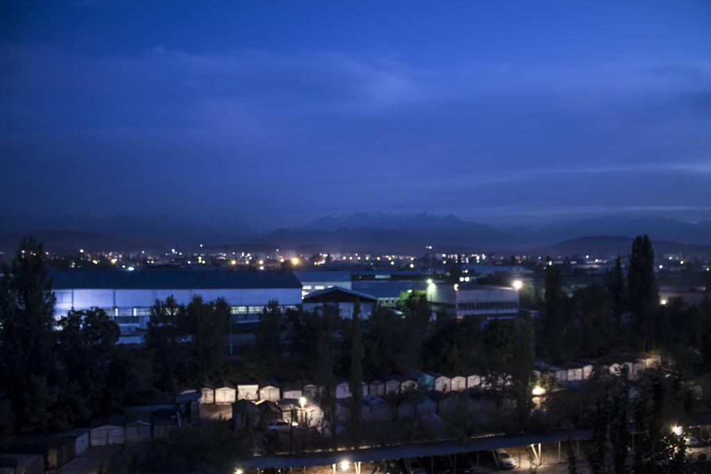 Bishkek House Apartament Экстерьер фото