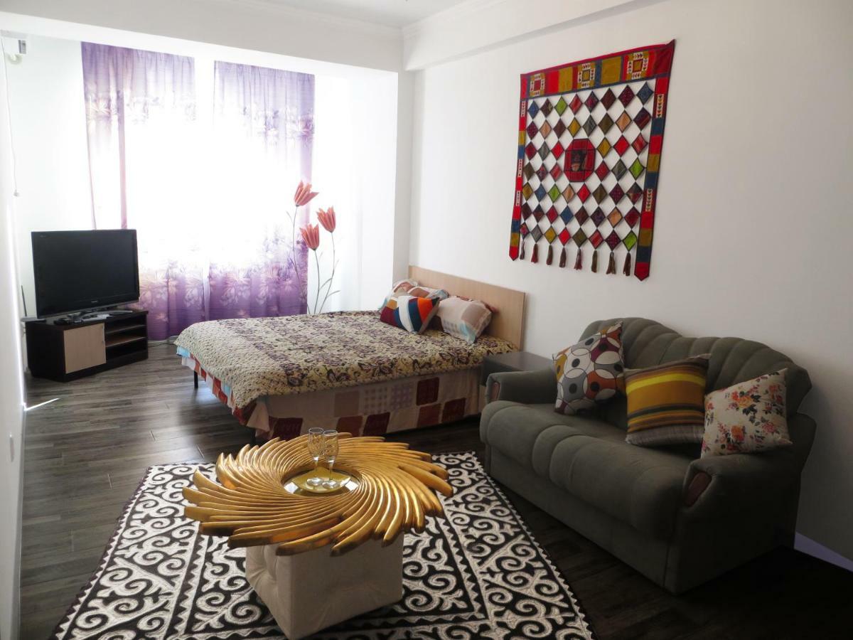 Bishkek House Apartament Экстерьер фото